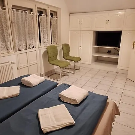 Benitta Vendégház Apartamento